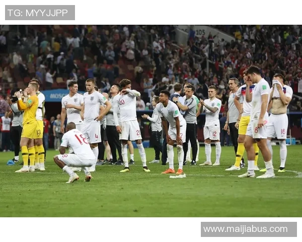 意大利与乌拉圭激战正酣精彩直播全程回顾与分析